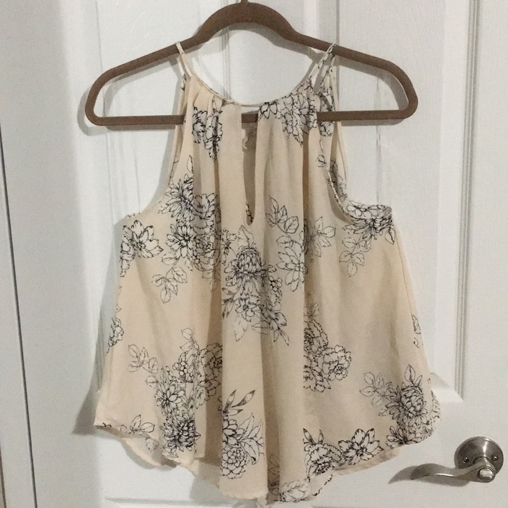 Light pink floral keyhole blouse!